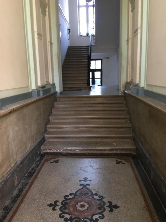 Silentium City Apartman Sárvár Exteriör bild