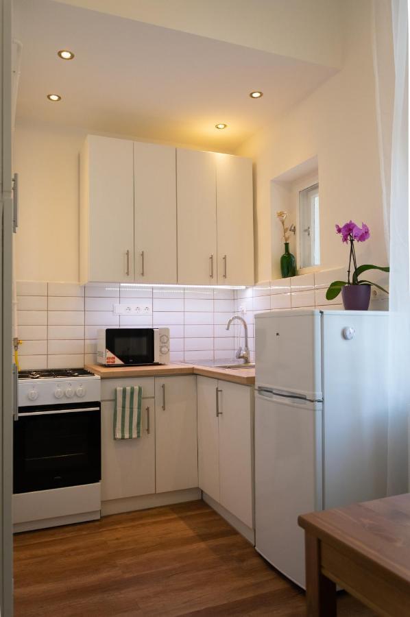 Silentium City Apartman Sárvár Exteriör bild